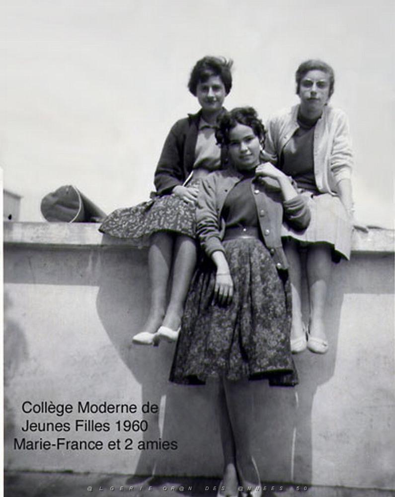 ORAN COLLEGE MODERNE DE JEUNES FILLES 1960.jpg